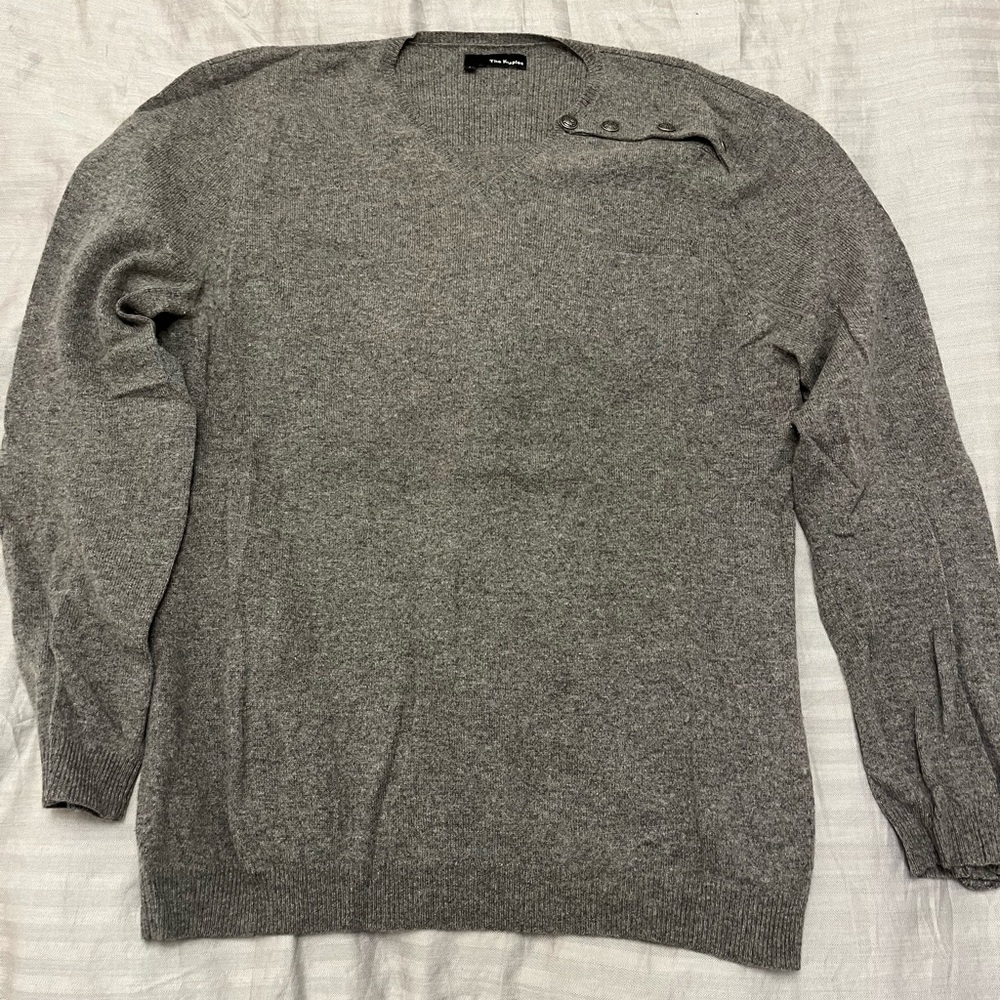 The Kooples 100% Cashmere sweater men’s large